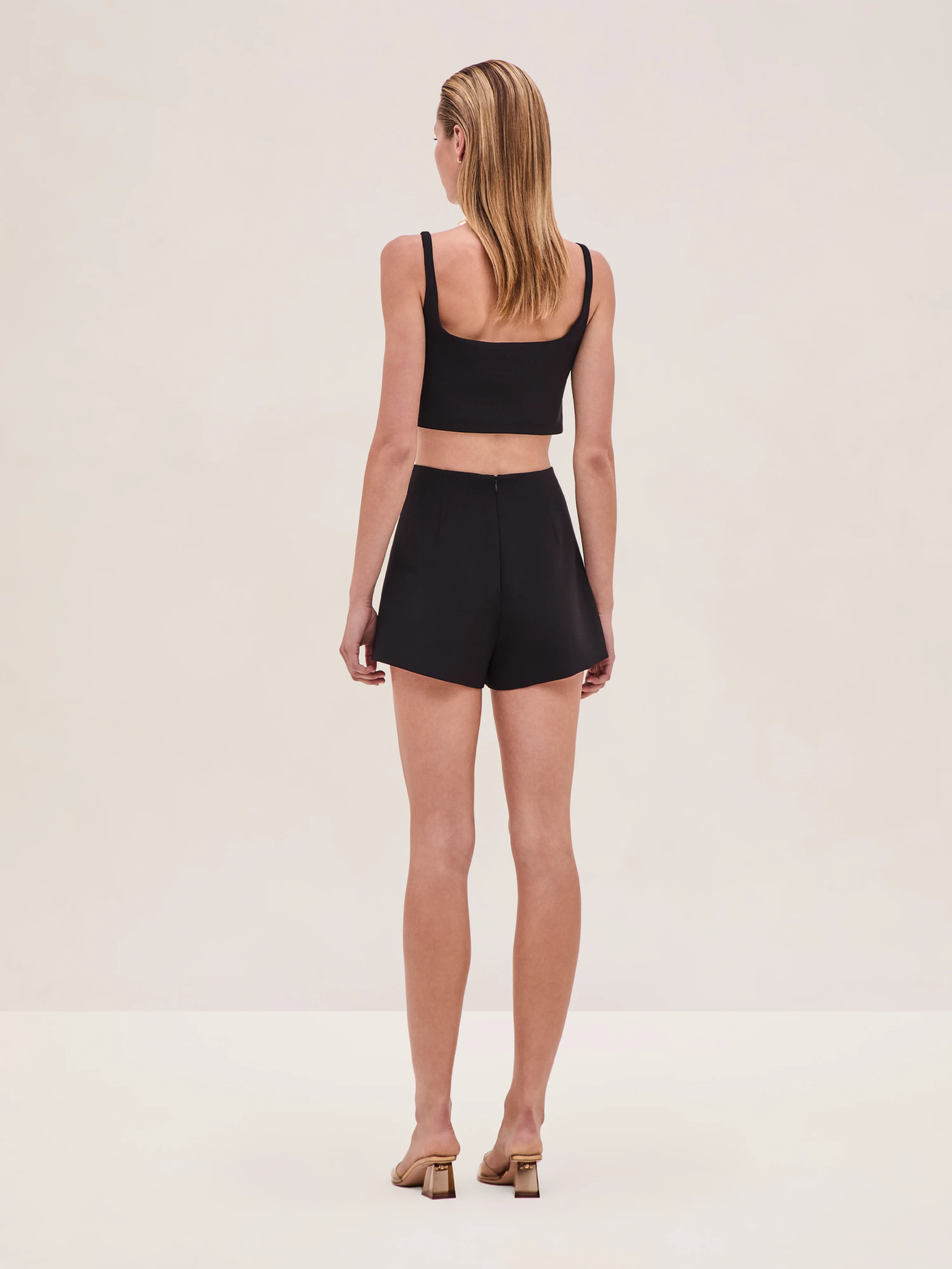 Kanya Short - Image 3
